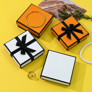 Tiên Tiến Tùy Chỉnh Hiện Đại <span class=keywords><strong>2025</strong></span> Phong Cách Hộp Đồ Trang Sức Giấy Cứng Nhắc Gói Đồ Trang Sức Hộp Sang Trọng Thương Hiệu Cao Cấp Bao Bì Hộp Cho Đồ Trang Sức - Product Image 1