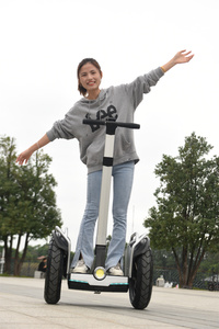 Xe trượt tự cân bằng điện 2 bánh, xe scooter điện tự cân bằng, pin 7.8ah 15.6ah, bánh xe 19 inch, hàng mới năm 2025, xuất xứ Mỹ, giao hàng miễn phí - Product Image 3