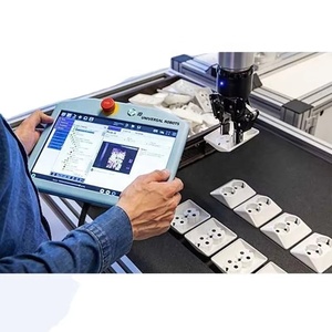 Robot de soudage collaboratif industriel UR Universal Cobot PLC 4 axes, 3 kg, longueur de bras 500 mm, ultra-léger, compact, sûr - Product Image 3