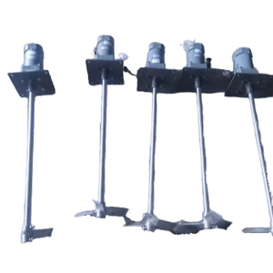 Unidad agitadora compacta para tanques industriales con motor eléctrico y aspas de hélice soldadas con precisión - Product Image 2