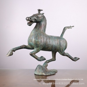 Caballo de Cobre Puro Pisando un Objeto de Bronce Feiyan, Regalos de Decoración para el Hogar, Adornos Antiguos, Artesanía, Caballo Corriendo de Bronce, Negocio - Product Image 2