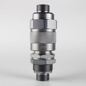 Vis interchangeable Voswinkel RK pour connecter des raccords hydrauliques rapides à face plane M24*1.5, 450 bars, connecteur rapide - Product Image 1