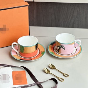 Juego de Café de Porcelana con Diseño de Caballo de Lujo, Juego de Taza y Platillo para Té de la Tarde - Product Image 3