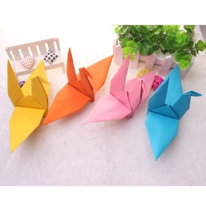 Grullas de <span class=keywords><strong>Papel</strong></span> Origami Blancas Hechas a Mano - Forma de Animal con Patrón Sólido - Venta al por Mayor de Artesanía Coleccionable para Decoración del Hogar - Product Image 3