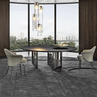 Chaises de restaurant de luxe confortables pour hôtels, cafés et salles de banquet ; accoudoirs et dossier en coton-lin