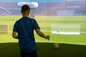 サッカーゲームいたずら城スマート屋内サッカーシミュレーターSomatosensoryバーチャルリアリティメタルケージ付き屋外用 - Product Image 3