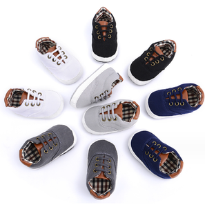 Chaussures en toile décontractées pour bébés, garçons et filles, anti-dérapantes pour l'intérieur, personnalisables OEM - Product Image 1