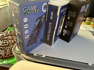 Console de jeu portable YO RG35XX Pro, écran IPS HD 3,5'', sortie TV, système Linux, 3200mAh, WIFI, 1 Go de RAM, processeur H700, écran tactile - Product Image 3
