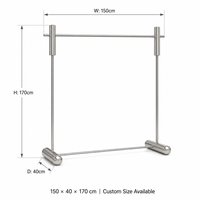 Porte-vêtements simple en acier inoxydable brossé, avec barre de base stabilisatrice et joints soudés sans couture, personnalisable OEM/ODM pour boutique de vêtements