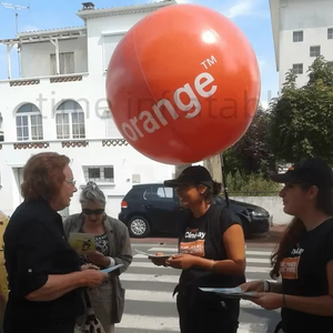 Bola Ransel Tiup Hijau Logo 0.6m 0.8m Bola Berjalan Promosi Iklan Balon PVC Kedap Udara Pengisi Udara Tahan Air - Product Image 3