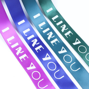 Grand ruban de <span class=keywords><strong>coton</strong></span> à chevrons en satin personnalisé style floral de ruban de polyester imperméable pour l'emballage de la Saint-Valentin - Product Image 4