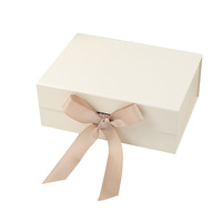 Boîte cadeau pliable monobloc à fermeture magnétique, prête à l'emploi transfrontalière, style à rabat avec nœud en ruban, couleur unie