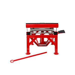 Sollevatore per Moto da 135 kg con 4 Ruote Girevoli, <span class=keywords><strong>Cavalletto</strong></span> per Riparazione Moto da Cross e Fuoristrada, per Officina e Garage - Product Image 5
