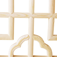 Porte intérieure en bois massif de style campagnard avec grille en bois rétro, décoration de style cottage
