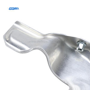 Soporte metálico de parachoques delantero mecanizado con precisión, nuevo, lado derecho (volante a la izquierda) para Ferrari 488 2018 86110500 - Product Image 5