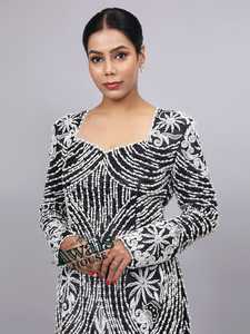 เดรสมินิกำมะหยี่แฟชั่นสำหรับผู้หญิงมีผ้ายืดคอวีและเข้ารูปรัดสำหรับการสังสรรค์แบบพิเศษจากอินเดีย - Product Image 5