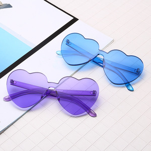 Lunettes en forme de coeur pour femmes verres teintés clairs colorés <span class=keywords><strong>rouge</strong></span> rose jaune nuances monture sans monture pour accessoires de voyage <span class=keywords><strong>Halloween</strong></span> - Product Image 5