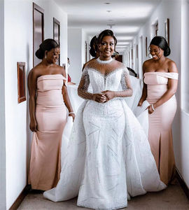 Robes de mariée africaines grande taille sexy en dentelle à col halter avec perles, sequins, cristaux, appliques florales et drapés – Prix usine - Product Image 4