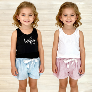 Set Coordinato Mamma e Figlia in Seersucker con Monogramma, Pigiami Estivi Personalizzati per Madre e Figlia, Completi con Pantaloncini per Bambine - Product Image 5
