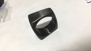 Anillo de Acero Inoxidable con Acabado Mate Cepillado de Alta Calidad en Oro de 18K, a la Moda, para Hombre, Resistente al Agua y al Deslustre - Product Image 5