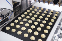 Ligne de production de machines à biscuits entièrement automatiques de haute qualité, machine extrudeuse de biscuits, deux couleurs