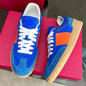 Zapatos de lujo para hombre, informales, para caminar, 2025, con remaches, de malla transpirable, estilo skate, de caña baja, zapatillas deportivas informales, de lujo, gruesas - Product Image 1