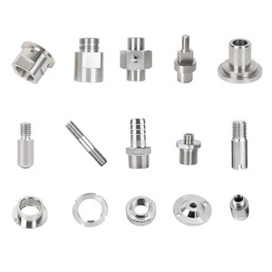 Centre d'usinage de précision CNC Longze Machinery, tournage de pièces sur mesure avec une tolérance de 0,01 mm et finition de surface. - Product Image 4