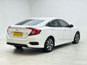 <span class=keywords><strong>Honda</strong></span> <span class=keywords><strong>Civic</strong></span> <span class=keywords><strong>2019</strong></span>, Berlina Turbo, Pneumatici R16, Sedili in Pelle, Guida a Sinistra, Efficiente nei Consumi - Product Image 6