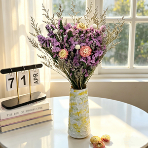 Décoration et fournitures de mariage : Bouquet de fleurs préservées, arrangement floral artisanal éternel en vase, cadeaux personnalisés pour la fête des mères et la mariée (DIY) - Product Image 1