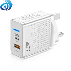 Kustom logo Uk Eu Us Plug grosir 30w 5V 2,4 A 3 port penggunaan rumah dinding Usb pengisi daya ponsel untuk iPhone