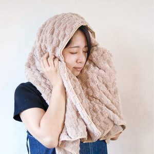 Toalla de Baño y Ducha de Microfibra de Secado Rápido y Súper Absorbente, Tejida a Mano, Venta al Por Mayor - Product Image 2