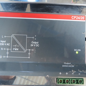 Fuente de Alimentación CP2420 Original, Nueva, 1SVR423415R1000, para PLC, Amplia Experiencia Técnica, con Estructura Industrial Resistente - Product Image 1
