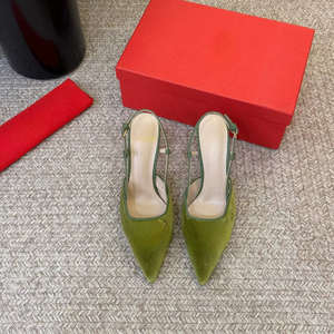 Zapatos de tacón de aguja con punta en punta y correa trasera de terciopelo verde para mujer, ideales para fiestas - Product Image 1