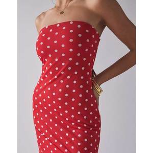 Great Quality <strong>Red</strong> and White <strong>Gingham</strong> Woven Plain Dyed Tube Maxi Dress with Natural Waistline for Flattering Silhouette Big Sizes - Product Image 4