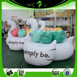 Vente flash - Canard gonflable personnalisé blanc, tapis flottant pour l'<span class=keywords><strong>eau</strong></span>, avec coussin flottant pour piscine, jouet de piscine durable pour enfants et adultes - Product Image 3