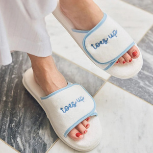 <span class=keywords><strong>Pantofole</strong></span> da Casa per Donne <span class=keywords><strong>con</strong></span> Ricamo Personalizzato, Cinturino in <span class=keywords><strong>Velcro</strong></span> Regolabile, Comfort Extra, Ciabatte Regolabili - Product Image 3