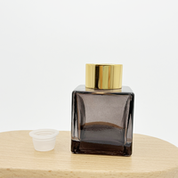 Bouteille diffuseur à roseaux carrée en verre noir clair de 50 ml et 100 ml, col de 28 mm, bouchon à vis en aluminium, pour huiles essentielles aromatiques – Vente en gros