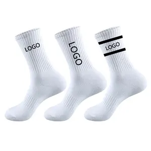 Özel Logo pamuk hiçbir Minimum sipariş tasarım kendi moda nakış jakarlı erkek spor mürettebat kısa çorap çorap