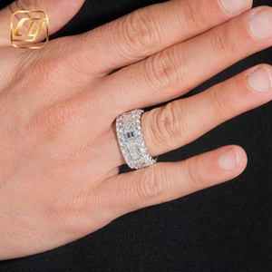 Anillo de Diamantes Cultivados en Laboratorio, Ancho y Lujoso, con Incrustaciones Completas, Plata 925, Corte Esmeralda, Anillo de Eternidad para Boda, Joyería Clásica de Compromiso con Certificado IGI - Product Image 5