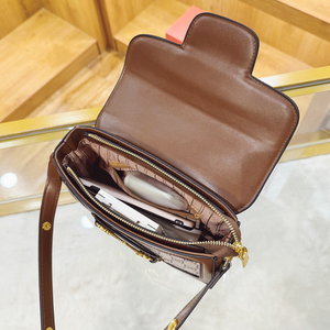 Sac messager rétro imprimé pour femme - Design carré élégant - Fabriqué en PU - Idéal pour un usage quotidien.695 - Product Image 2