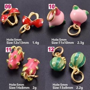 Collar de cadena de anillos sueltos básico DIY de acero inoxidable chapado en oro de 18K con colgante de fruta de verano y dijes finos - Product Image 4