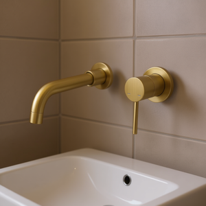 Robinet de lavabo mural en laiton, 3 trous, monocommande, finition or brossé, design contemporain, robinet de lavabo moderne pour salle de bain - Product Image 2