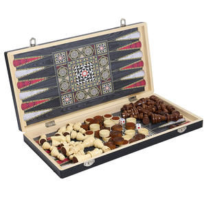 Tablero de Ajedrez Plegable de Madera con Patrón Oscuro, Diseño 3 en 1 para Damas y Backgammon, Juego de Mesa Portátil para Desarrollar la Inteligencia - Product Image 2