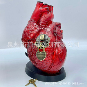 <b>Heart</b> <b>Shaped</b> Resin Craft Red Black Halloween Decoration Indoor Handmade Gift - Product Image 4
