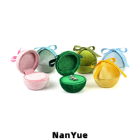 Boîte à bagues ronde de luxe en velours avec nœud papillon pour mariage, fiançailles, demande en mariage, emballage de bijoux, boîte de rangement personnalisée avec logo