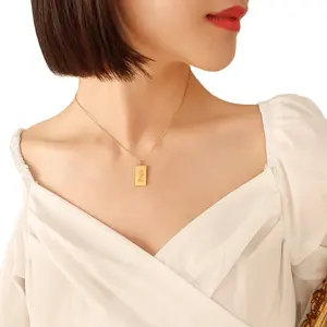 Modisch modisches Porträt der Königin mit doppelseitigem Bild Anhänger Halskette Edelstahl vergoldeter Schmuck für Damen