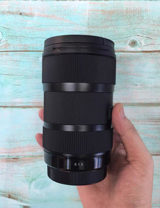 Usado en excelentes condiciones! 18-35 f/1.8 Art con motor ultrasónico HSM + montura metálica, AF silencioso y rápido, montura EF nativa! - Product Image 5