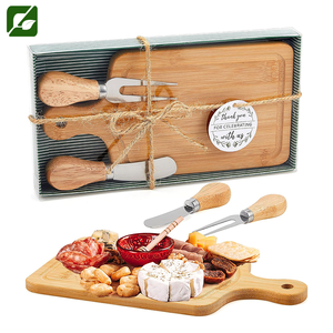 Thân Thiện Với Môi Tre Cắt Board Mini Quảng Trường Pho Mát & Bánh Mì Hội Đồng Quản Trị Với Hộp Quà Tặng Cho Nhà & Đảng Lễ Hội Món Quà Giáng Sinh Ý Tưởng - Product Image 1