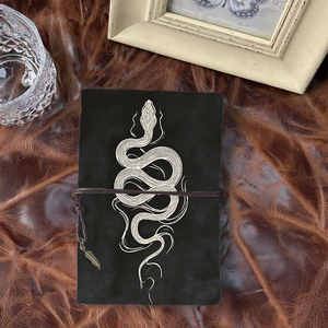 Cuaderno hecho a mano A6 con hermosa cubierta Dulce regalo de graduación para vecinos Adecuado para notas profesionales y hitos de la vida - Product Image 1