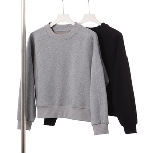 <span class=keywords><strong>Top</strong></span> Corto a <span class=keywords><strong>Maniche</strong></span> <span class=keywords><strong>Lunghe</strong></span> in Cotone per Donna, Felpa in Cotone e Poliestere, Pullover Oversize con Collo Tondo - Product Image 4